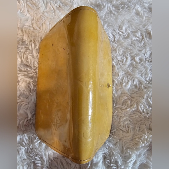 Louis Vuitton Monogrammed Gold Vernis Bifold Wallet Authentic Preloved - Picture 10 of 16